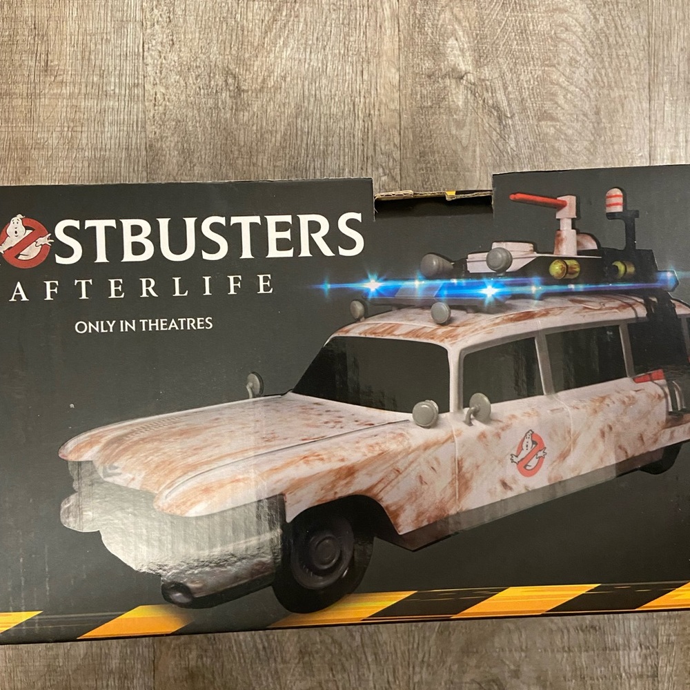 Ghostbusters afterlife ecto-1 popcorn holder brand new